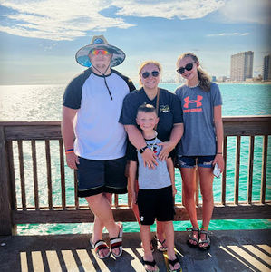 Meet your Posher, Joshua